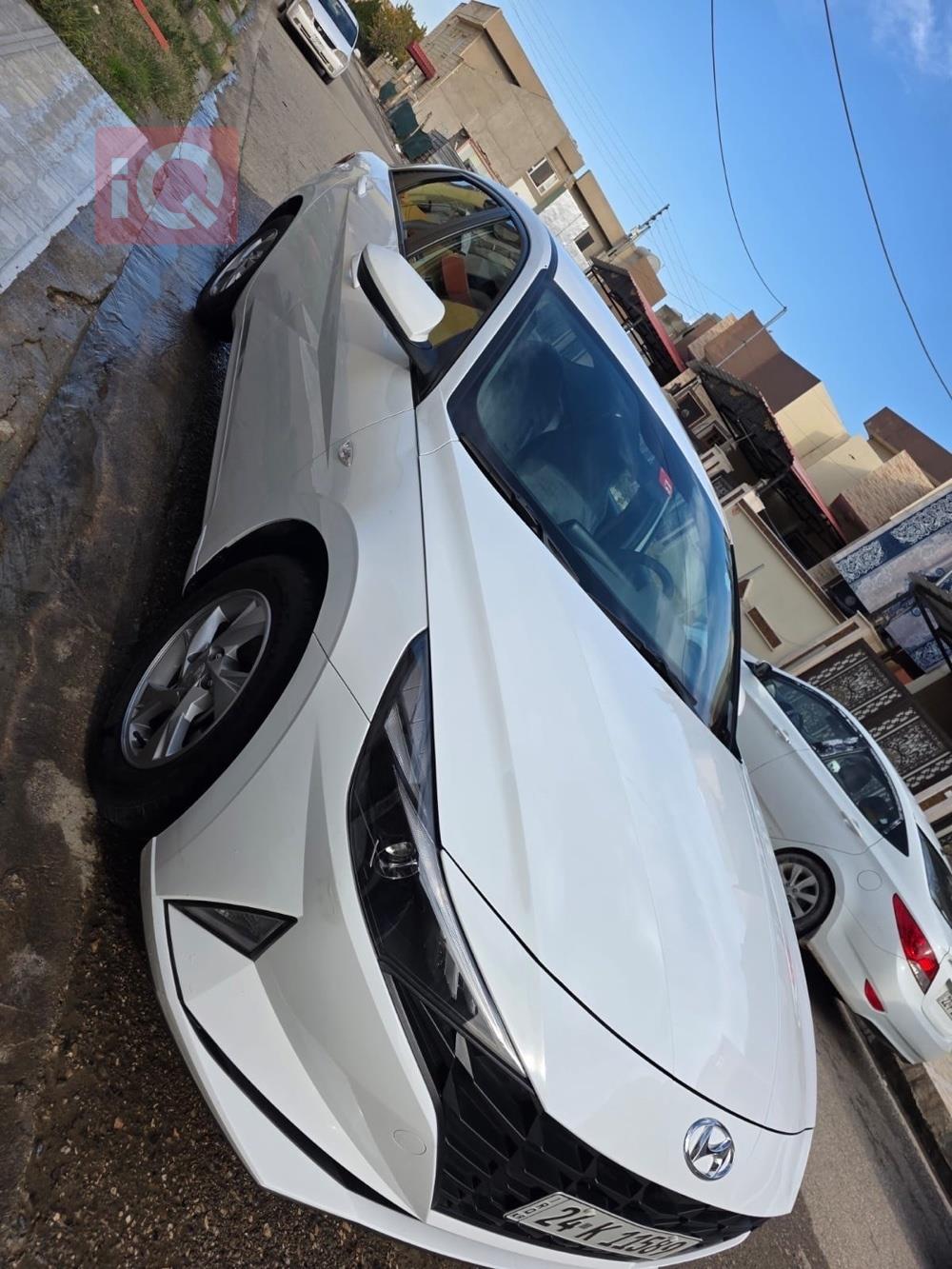 هیۆندای ئەلەنترا